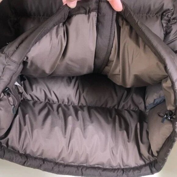 THE NORTH FACE Women’s 1996 Retro Nuptse Jacket - Picture 8 of 10